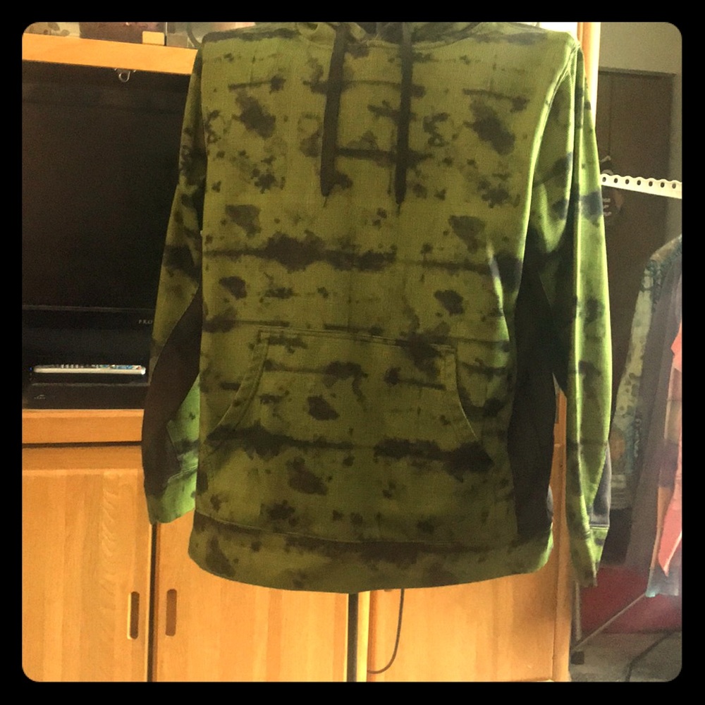Energy zone hoodie